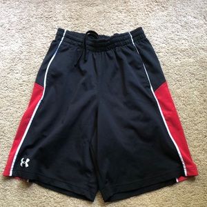 Under Armor basketball shorts!